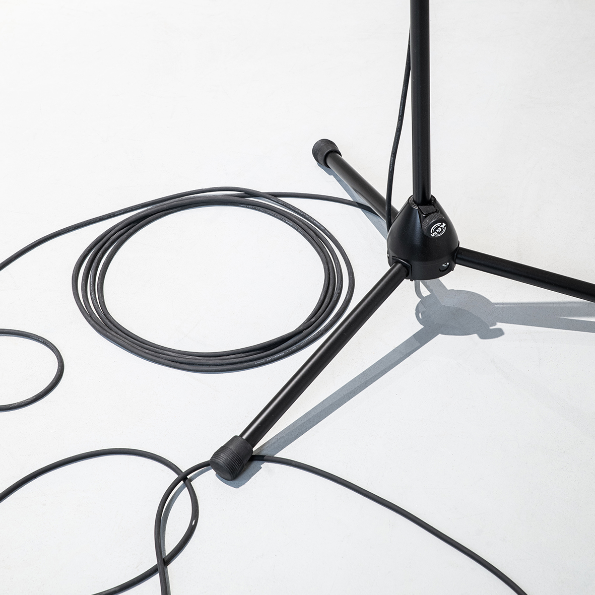 Florian Bräunlich – Totally Wired